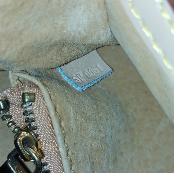 Small handbag - Picture 10 of 10